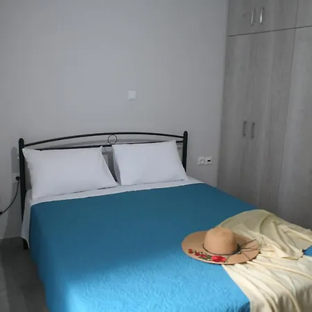 Aeraki Lefkada City